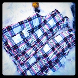 Plaid zip up vest 💕